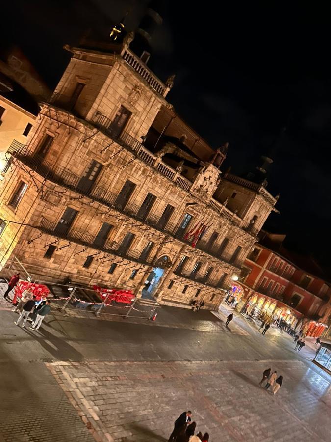 Plaza Mayor Leon - Bohemia ภายนอก รูปภาพ