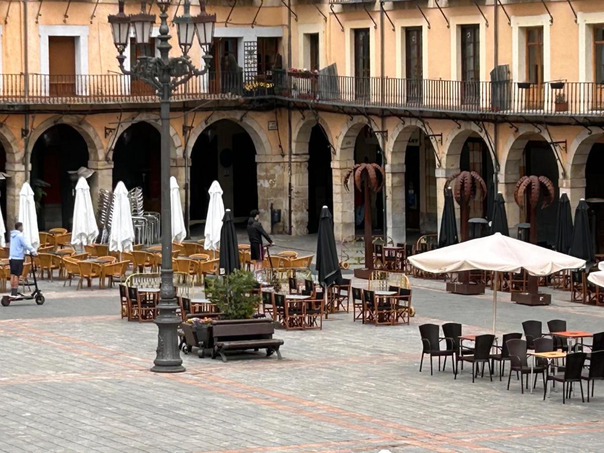 Plaza Mayor Leon - Bohemia ภายนอก รูปภาพ